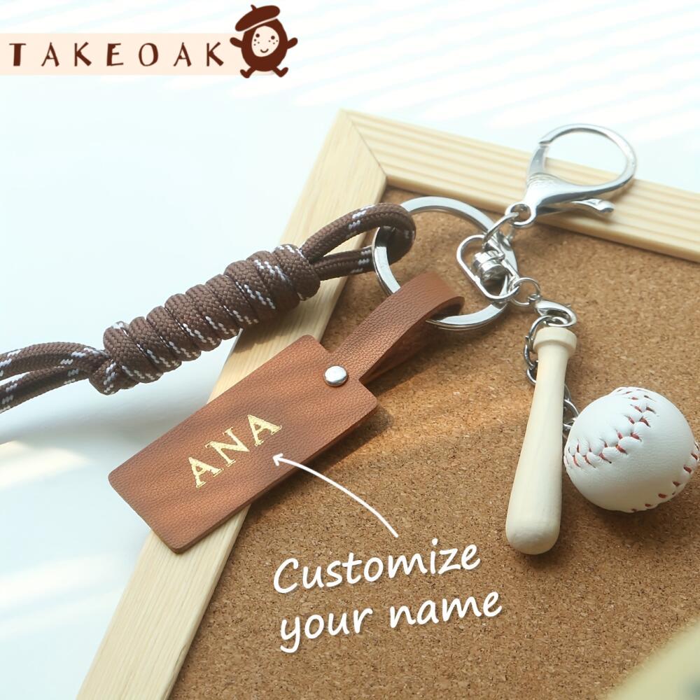 Monogram Keychain Leather - Llavero Deportivo Personalizado con Nombre, Llavero