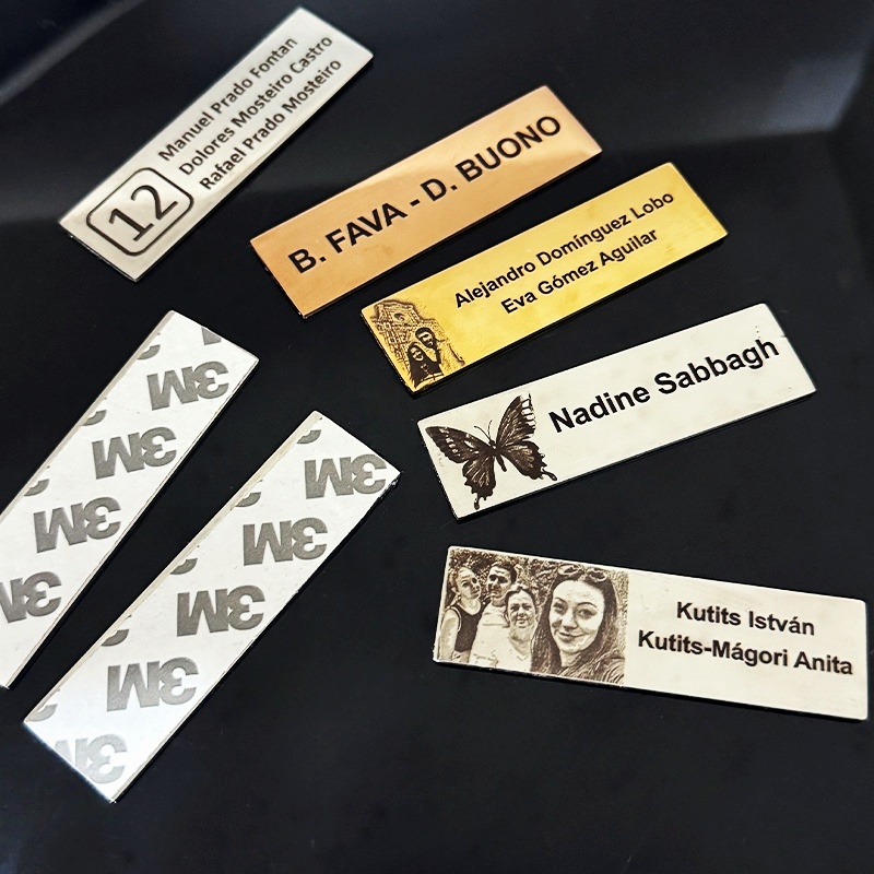 Personalized Name Box - Placa de Identificación Personalizada de Metal