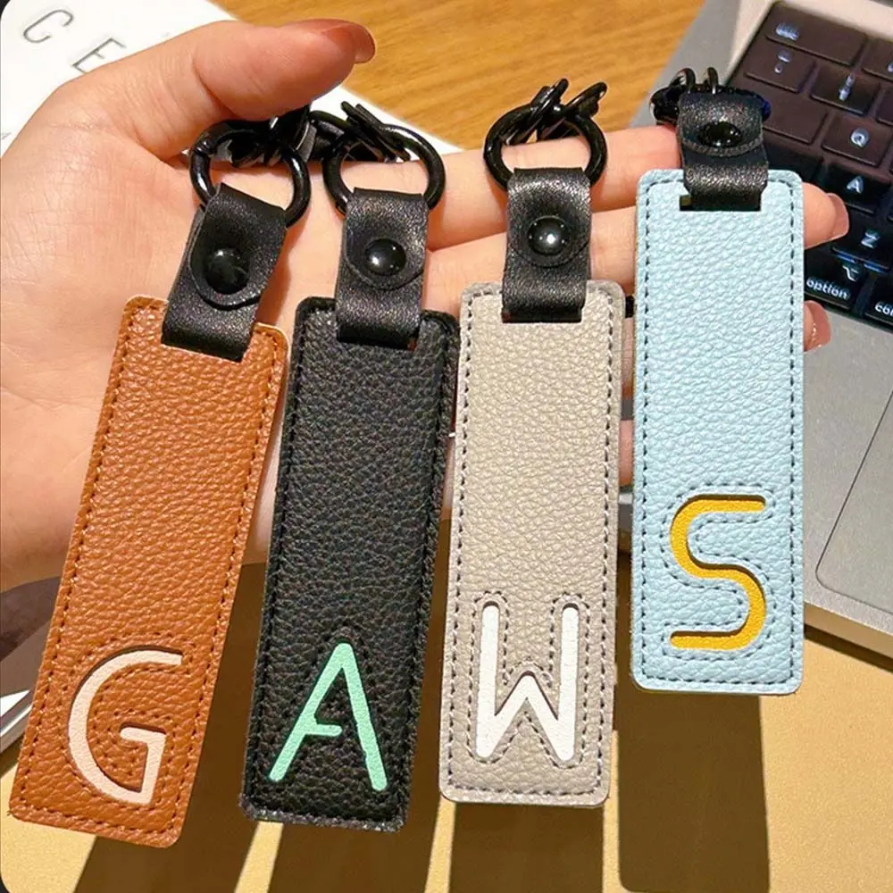 Monogram Keychain Leather - LLavero clásico de cuero Pu A-Z