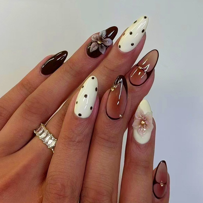 24 Uñas Postizas de Almendra c - Pressed Flower Art reseña y precio